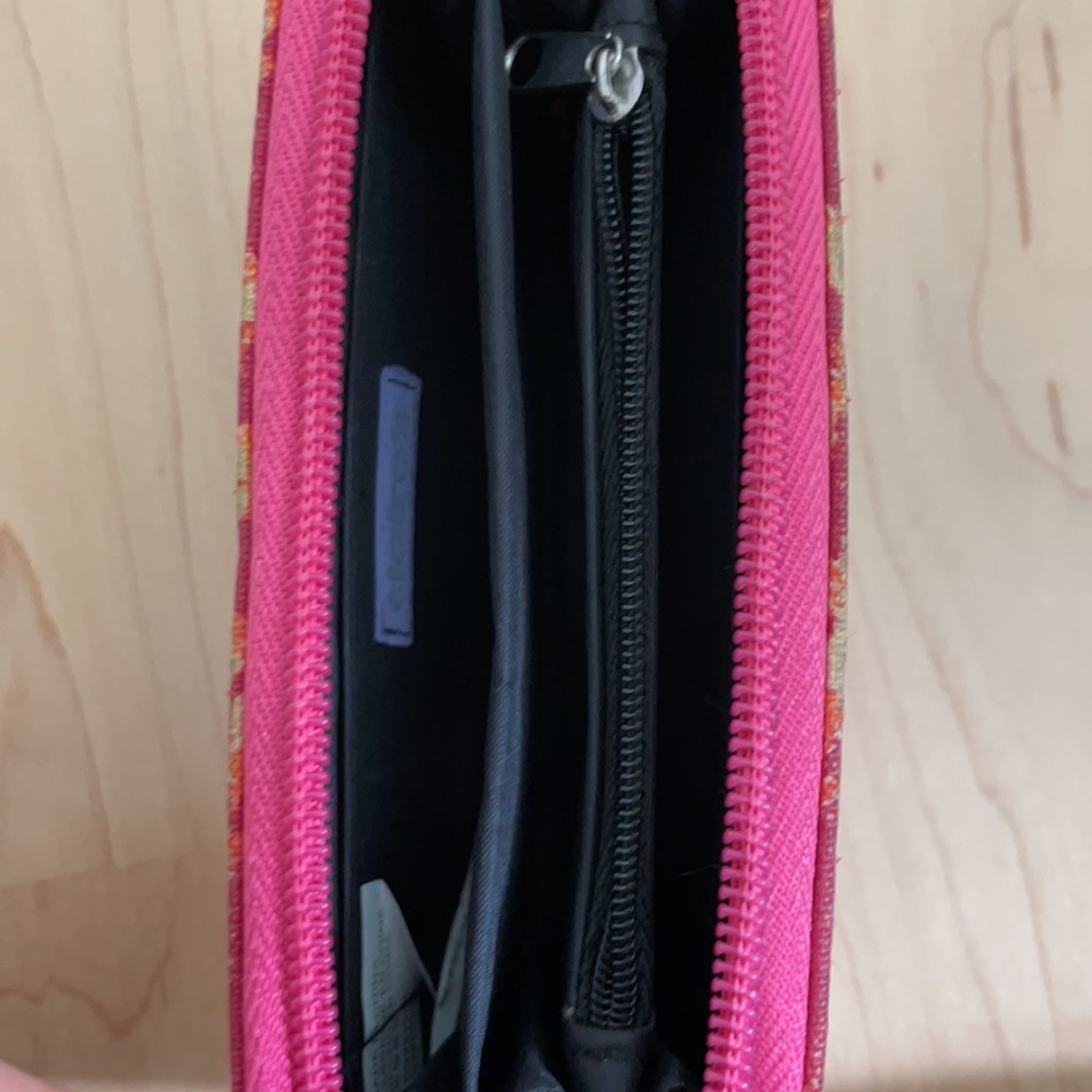 Claire’s Wallet - Picture 4 of 4